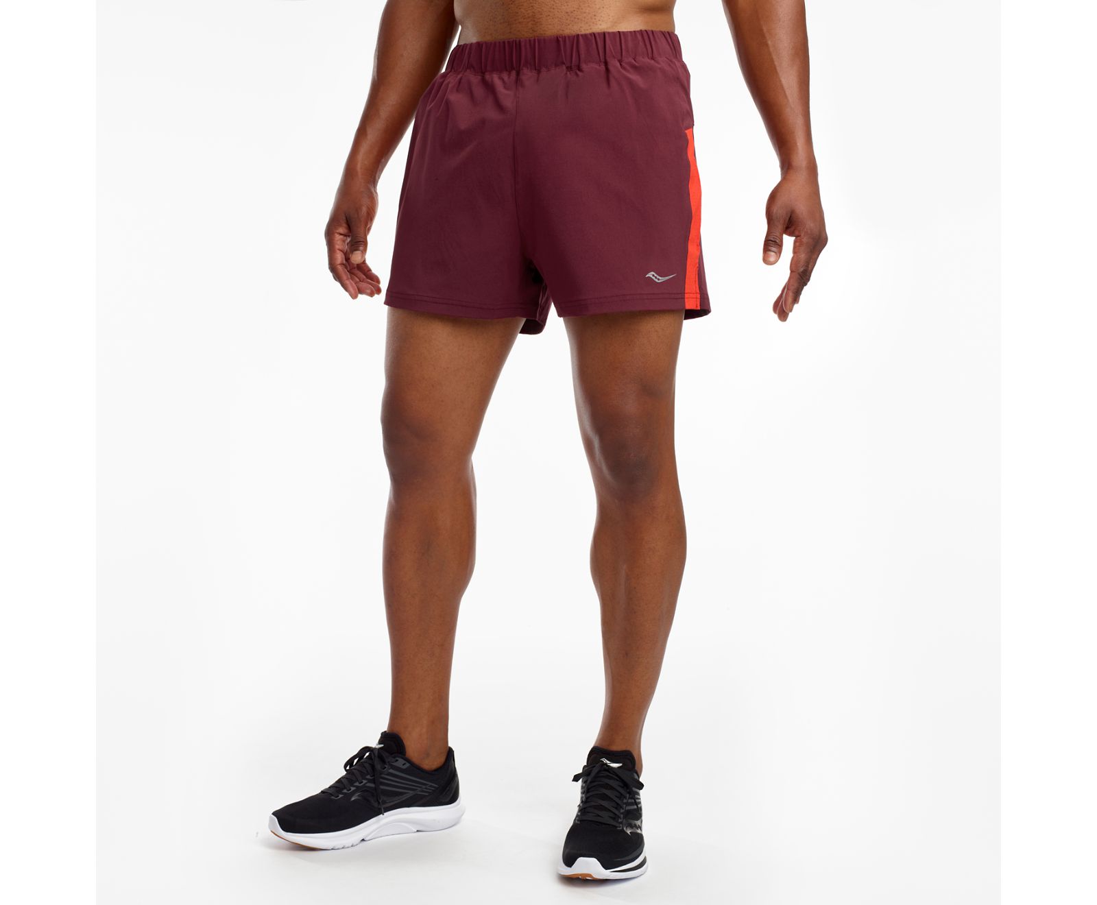 Men's Saucony Outpace 3" Shorts Burgundy | Singapore 646CTVE